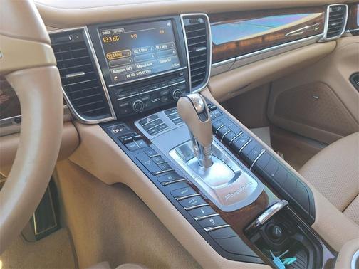 2014 Porsche Panamera S
