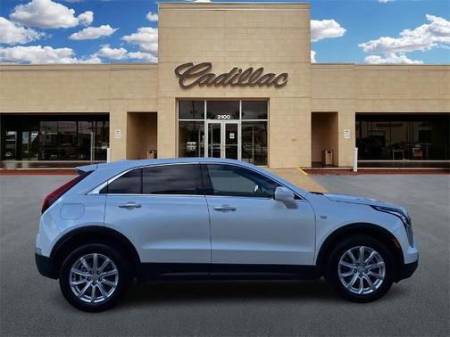 2023 Cadillac XT4 Luxury