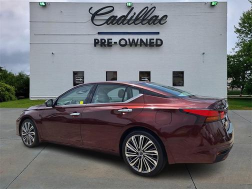 2023 Nissan Altima 2.5 SL