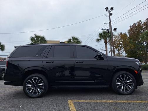 2023 Cadillac Escalade Sport