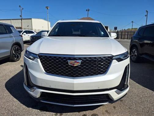 2023 Cadillac XT6 Premium Luxury AWD