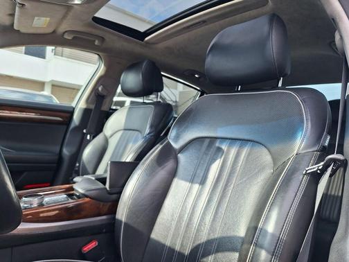 2017 Genesis G90 3.3T Premium