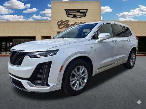 Crystal White Tri-Coat 2021 Cadillac XT6 Luxury FWD