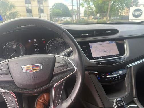Silver Metallic 2023 Cadillac XT5 Premium Luxury