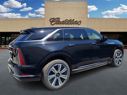 2025 Cadillac Escalade IQ Luxury 2