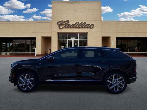 2026 Cadillac OPTIQ Premium Luxury