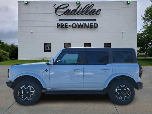 2023 Ford Bronco Outer Banks