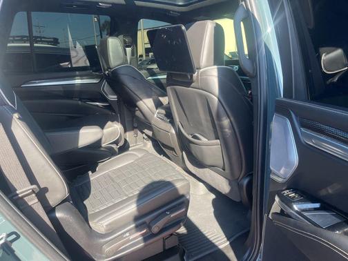 2025 Cadillac Escalade V-Series