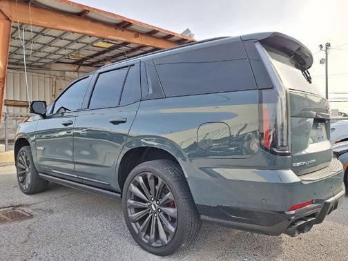 2025 Cadillac Escalade V-Series