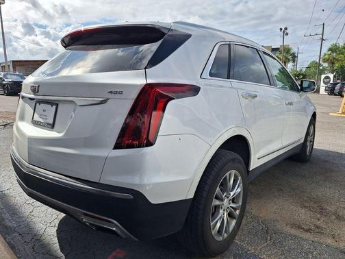 Crystal White Tri-Coat 2023 Cadillac XT5 Premium Luxury