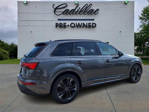 2025 Audi Q7 55 Prestige