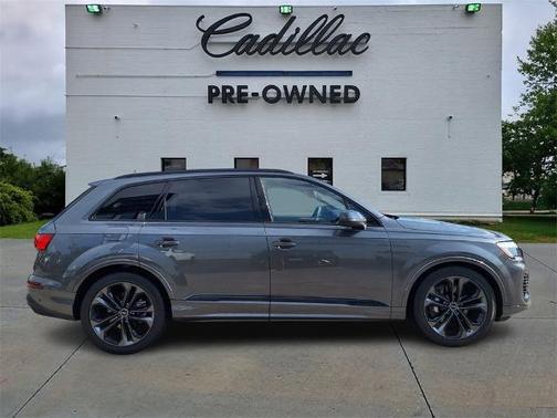 2025 Audi Q7 55 Prestige