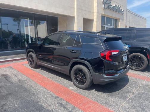 Ebony Twilight Metallic 2022 GMC Terrain AT4