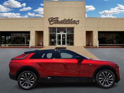 2025 Cadillac LYRIQ Sport