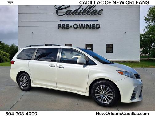 2019 Toyota Sienna XLE Premium