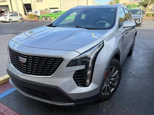 2020 Cadillac XT4 Premium Luxury