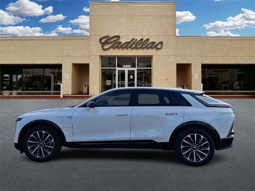 2024 Cadillac LYRIQ Sport