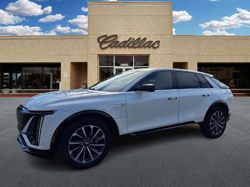 2024 Cadillac LYRIQ Sport
