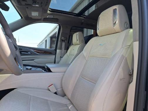 2024 Cadillac Escalade Sport Platinum