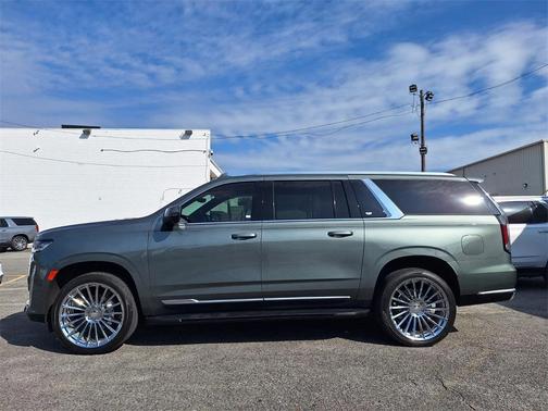 2023 Cadillac Escalade ESV Premium Luxury