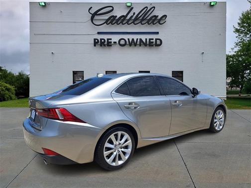 2016 Lexus IS 200t Base