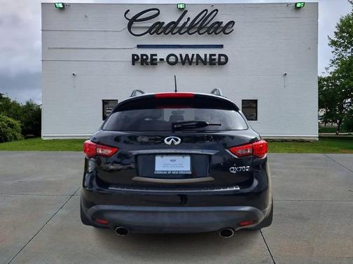 2017 INFINITI QX70 Base