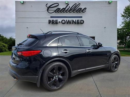 2017 INFINITI QX70 Base