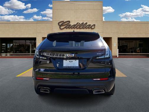 2023 Cadillac XT4 Sport