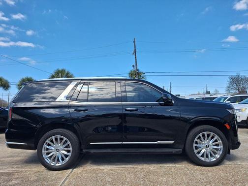 2022 Cadillac Escalade Premium Luxury