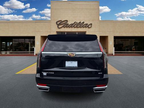 2022 Cadillac Escalade Premium Luxury