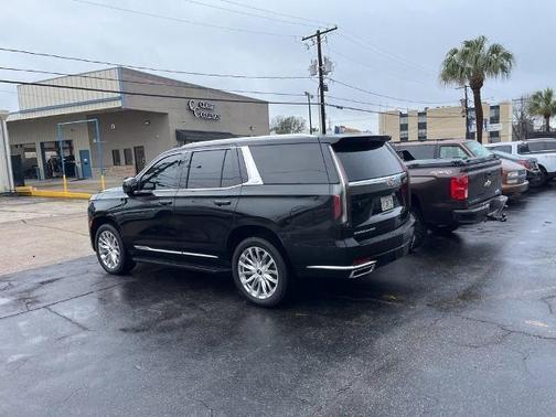 2022 Cadillac Escalade Premium Luxury