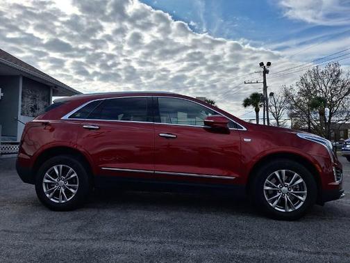 2023 Cadillac XT5 Premium Luxury