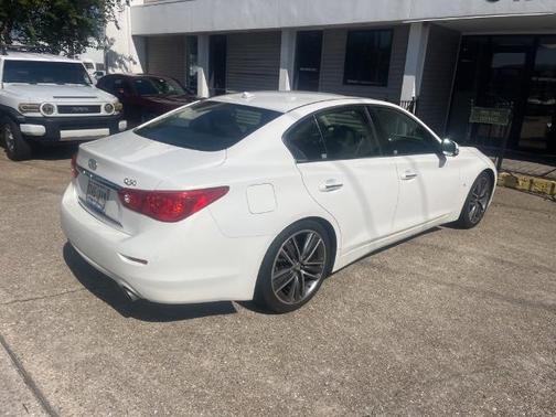 2014 INFINITI Q50 Premium
