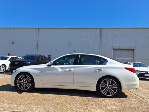 2014 INFINITI Q50 Premium