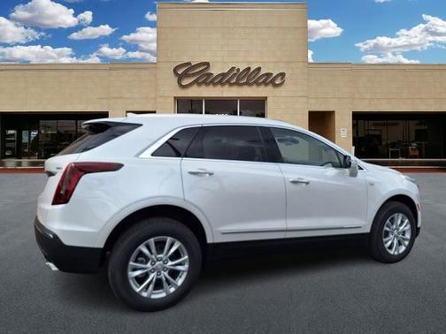 2026 Cadillac XT5 Luxury