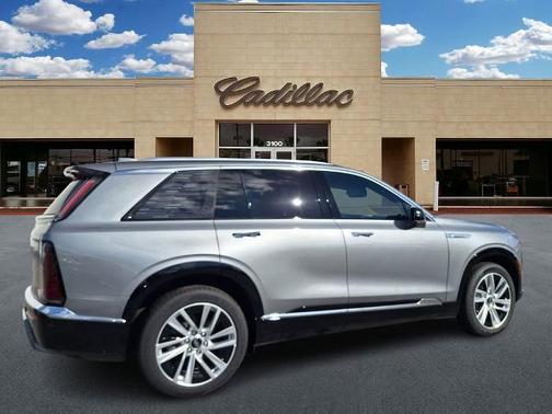 2026 Cadillac VISTIQ Luxury