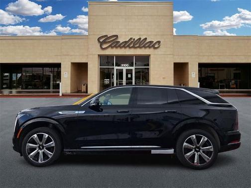 2025 Cadillac Escalade IQ Luxury 2