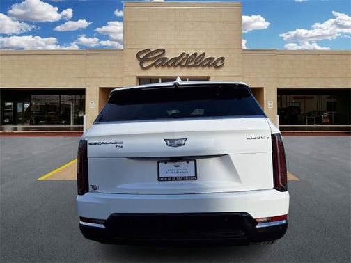 2025 Cadillac Escalade IQ Luxury 1