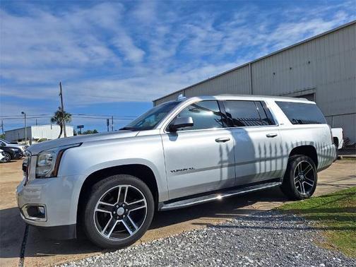 2019 GMC Yukon XL SLT