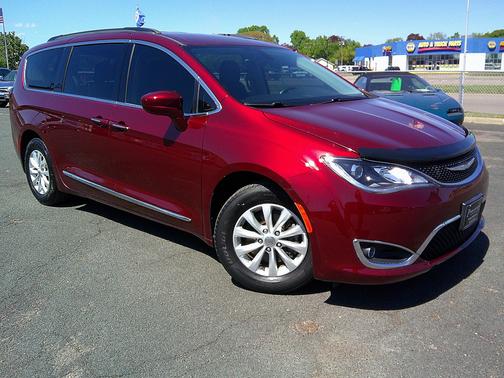Burgundy 2017 Chrysler Pacifica Touring-L
