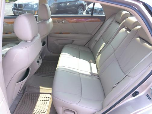 2005 Toyota Avalon XL