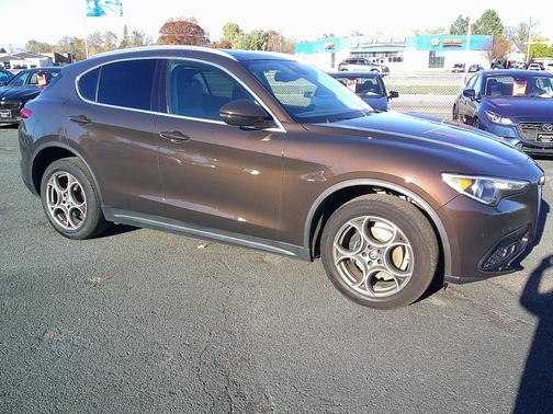 2018 Alfa Romeo Stelvio Ti