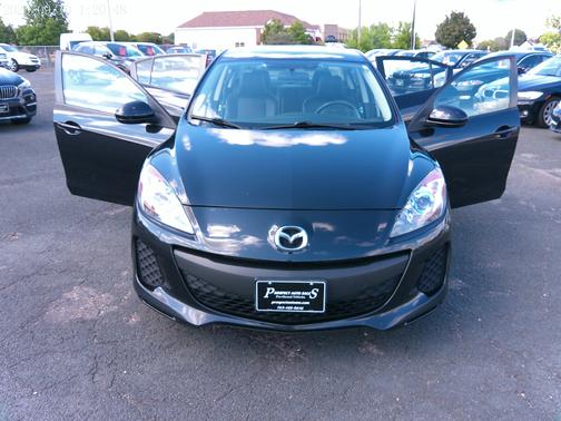 2013 Mazda Mazda3 i Grand Touring