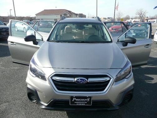2019 Subaru Outback 2.5i