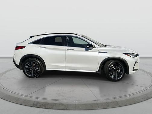 2025 INFINITI QX55 LUXE