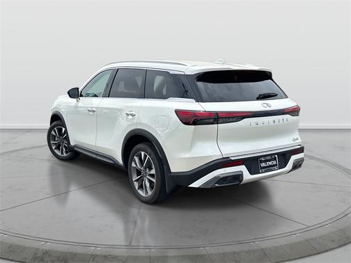 2022 INFINITI QX60 LUXE