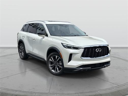 2022 INFINITI QX60 LUXE