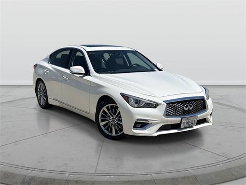 2024 INFINITI Q50 LUXE