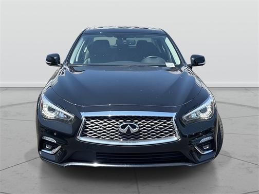 2024 INFINITI Q50 LUXE