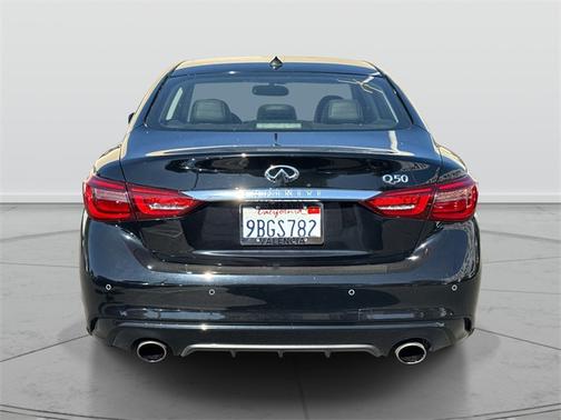 2022 INFINITI Q50 LUXE